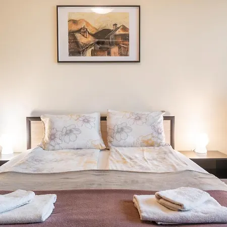 Spacious Center 2br For Friends & Families صوفيا