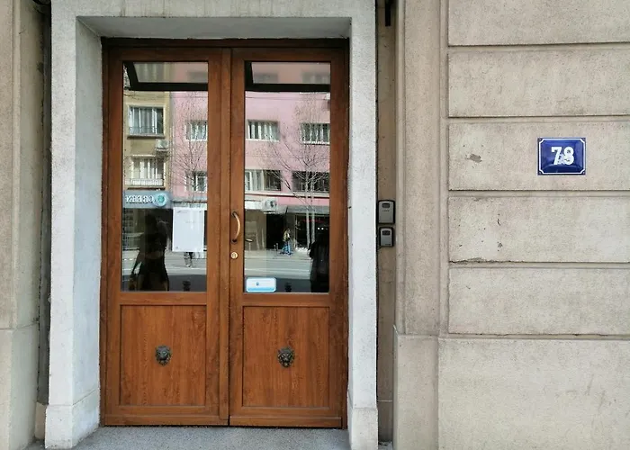 Apartment Spacious 2-bedroom - Ideal For Families & Groups - Center Sofia