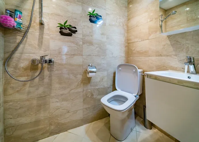 Spacious 2-bedroom - Ideal For Families & Groups - Center * Sofia