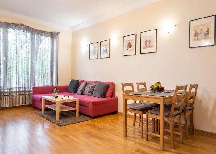 Spacious 2-bedroom - Ideal For Families & Groups - Center Апартамент София